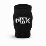 Katsudo Bastion knee guards, black-white